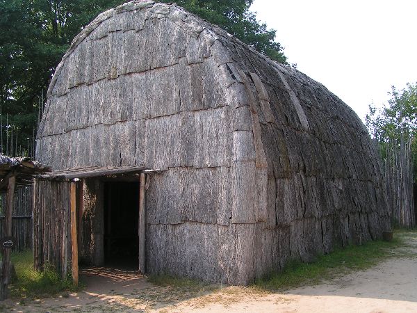 Midland - Huronen Museum